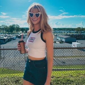 Meet your Posher, Sierra